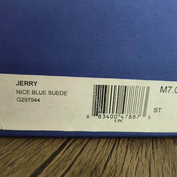 Stuart Weitzman size 7 - Picture 8 of 8